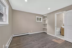 33 Parkway Blvd, Wyandanch, NY 11798 - Photo 11