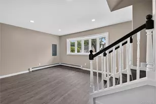 33 Parkway Blvd, Wyandanch, NY 11798 - Photo 19