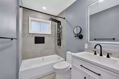 33 Parkway Boulevard, Wyandanch, NY 11798 - Photo 17