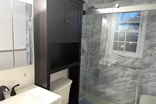 2365 Babylon St, Wantagh, NY 11793 - Photo 9