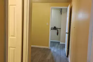 558 Eltingville Blvd, New York, NY 10312 - Photo 25