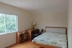 558 Eltingville Blvd, New York, NY 10312 - Photo 13