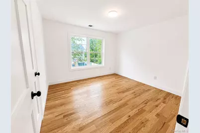 7 Edgewater Drive, Mastic Beach, NY 11951 - Photo 31