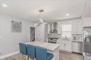 22 Homan Blvd, Hempstead, NY 11550 - Photo 7