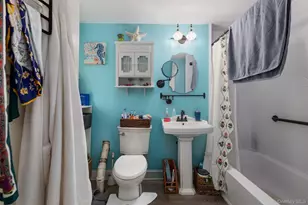 101 Blacksmith Rd E, Levittown, NY 11756 - Photo 13