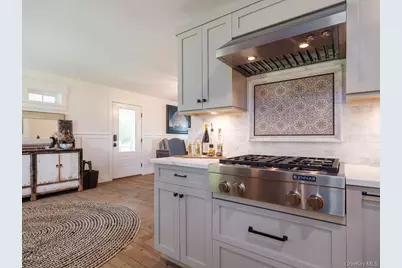1810 Main Road, Jamesport, NY 11947 - Photo 13