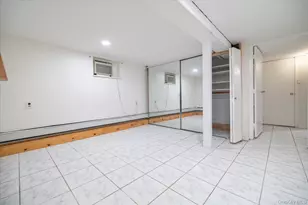 303 Oceanside Pkwy, Oceanside, NY 11572 - Photo 23