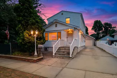 303 Oceanside Parkway, Oceanside, NY 11572 - Photo 1