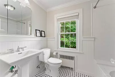 2 Dellwood Road, Bronxville, NY 10708 - Photo 27