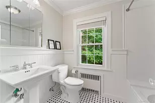 2 Dellwood Rd, Bronxville, NY 10708 - Photo 27