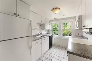 2 Dellwood Rd, Bronxville, NY 10708 - Photo 31