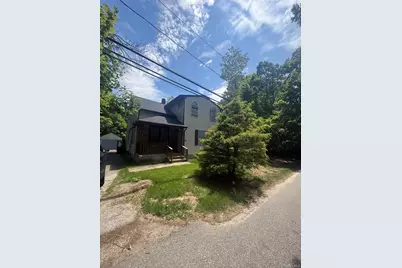 235 Mount Vernon Avenue, Medford, NY 11763 - Photo 1