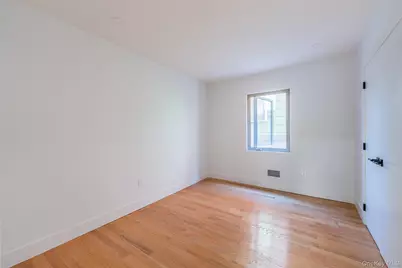 4634 211th Street, Bayside, NY 11361 - Photo 7