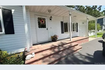 37 Hampton Avenue, Mastic, NY 11950 - Photo 5