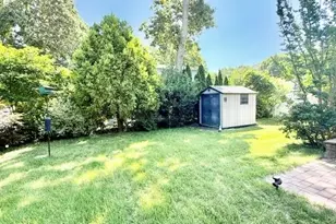 37 Hampton Ave, Mastic, NY 11950 - Photo 33