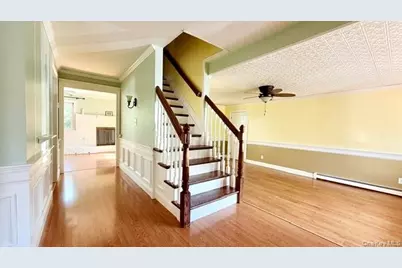 37 Hampton Avenue, Mastic, NY 11950 - Photo 9
