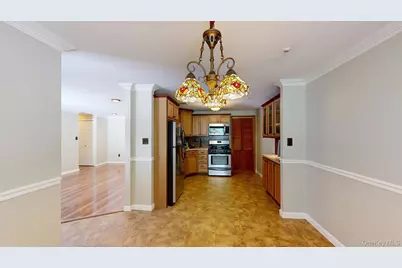 604 Blue Ridge Drive, Medford, NY 11763 - Photo 9
