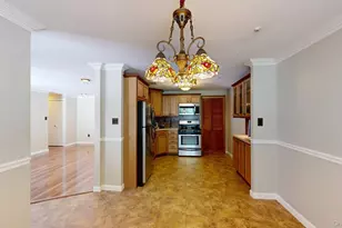 604 Blue Ridge Dr, Medford, NY 11763 - Photo 9