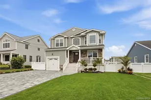 30 Berger Ave, Amityville, NY 11701 - Photo 5