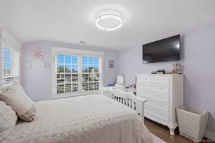 30 Berger Ave, Amityville, NY 11701 - Photo 33