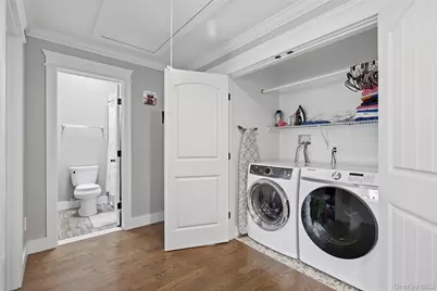 30 Berger Avenue, Amityville, NY 11701 - Photo 25