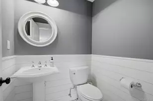 30 Berger Ave, Amityville, NY 11701 - Photo 23