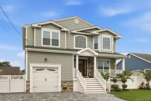 30 Berger Ave, Amityville, NY 11701 - Photo 3