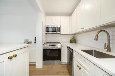 164 Rinaldi Boulevard #C, Poughkeepsie, NY 12601 - Photo 5