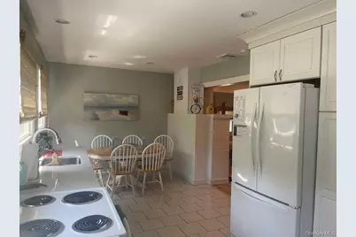 40 Atlantic Avenue, Seaview, NY 11770 - Photo 19