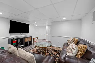 3343 Seawane Drive, Merrick, NY 11566 - Photo 39