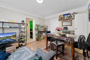 31-29 100th St, Corona, NY 11368 - Photo 7