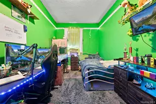 31-29 100th St, Corona, NY 11368 - Photo 3