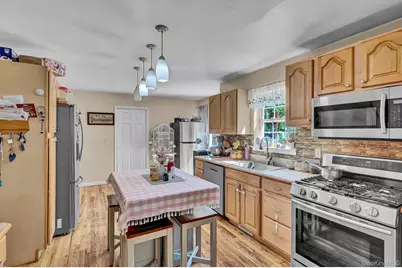 6 13th Street, Selden, NY 11784 - Photo 9