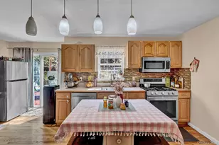 6 13th St, Selden, NY 11784 - Photo 11
