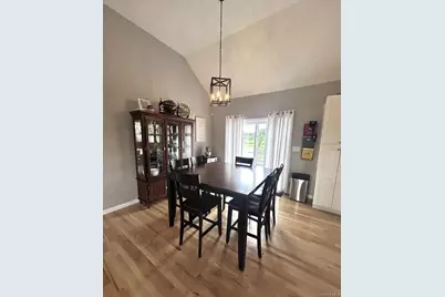 82 River Glen Road, Wallkill, NY 12589 - Photo 5