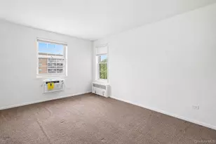 84-29 153rd Ave, Howard Beach, NY 11414 - Photo 9