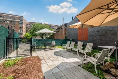 2736 Independence Avenue #3C, Bronx, NY 10463 - Photo 9