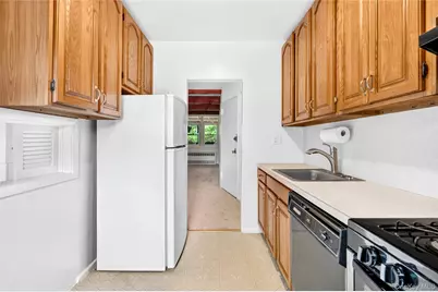 95 Wiltshire Road #C 16, Scarsdale, NY 10583 - Photo 17