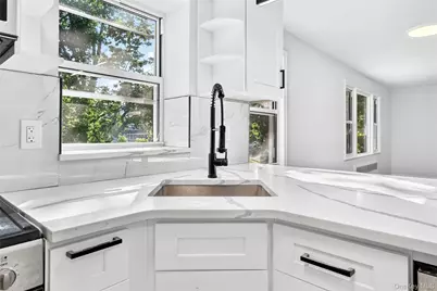 2 Soundview Avenue #A2G, White Plains, NY 10606 - Photo 17