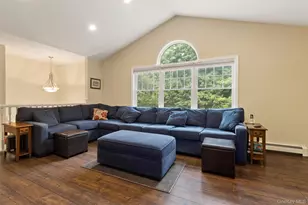 20 Barger St, Cortlandt Manor, NY 10567 - Photo 5