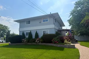 77 Nassau Ln, Island Park, NY 11558 - Photo 7