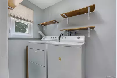 414 Philo Street, New Windsor, NY 12553 - Photo 23