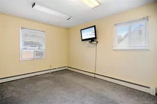 86 Cirrus Rd, Holbrook, NY 11741 - Photo 11