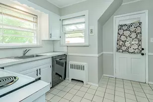 65 Beechwood Dr, Glen Head, NY 11545 - Photo 11