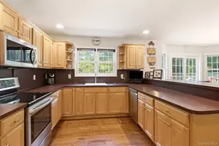 151 Gnarled Hollow Rd, East Setauket, NY 11733 - Photo 21
