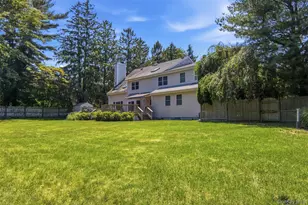 151 Gnarled Hollow Rd, East Setauket, NY 11733 - Photo 35
