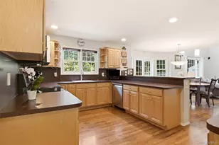 151 Gnarled Hollow Rd, East Setauket, NY 11733 - Photo 19