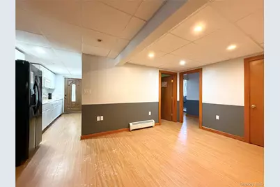 180 E Railroad Avenue, West Haverstraw, NY 10993 - Photo 9