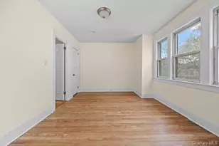 102-57 189th St, Hollis, NY 11423 - Photo 15