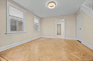 102-57 189th St, Hollis, NY 11423 - Photo 5